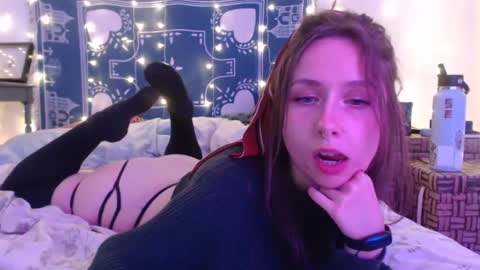 Eevie online show from 12-16-24, 05:38