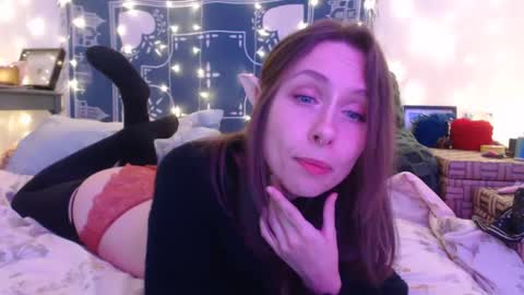 Eevie online show from 12-23-24, 02:35