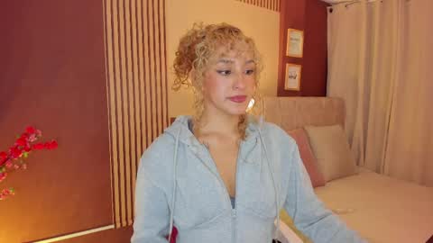 Snapshot of wini_fer chatting on 04-09-26, 12:43 Wini Fer online show from 04-09-26, 12:43