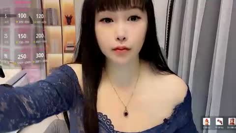 Snapshot of wink_weiwei chatting on 07-24-26, 12:41 CN WEIWEI online show from 07-24-26, 12:41