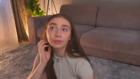 Lillian online show from 04-09-26, 03:17