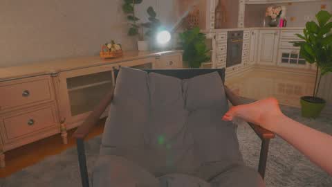 Lillian online show from 05-07-26, 03:23
