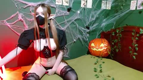 Winter online show from 10-18-25, 03:53