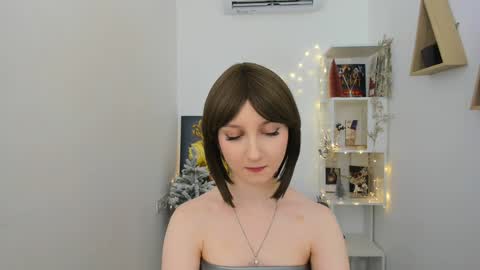 Snapshot of winterfairytale1 chatting on 12-30-24, 02:40 Amber online show from 12-30-24, 02:40