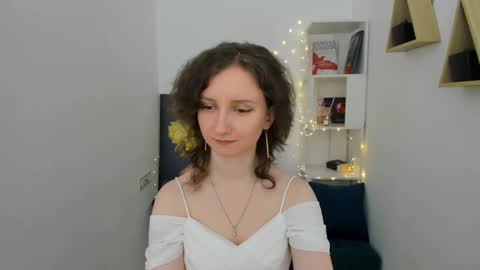 Snapshot of winterfairytale1 chatting on 02-25-25, 10:15 Amber online show from 02-25-25, 10:15