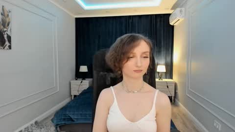 Snapshot of winterfairytale1 chatting on 03-08-25, 04:39 Amber online show from 03-08-25, 04:39