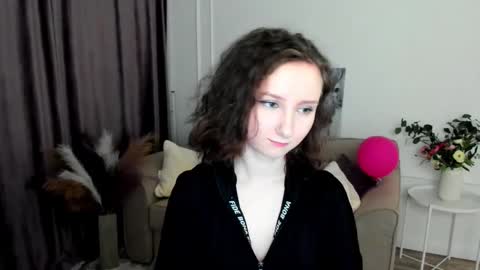 Snapshot of winterfairytale1 chatting on 09-19-25, 07:47 Amber online show from 09-19-25, 07:47