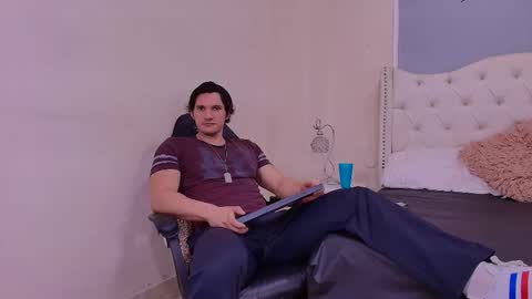 Wiston online show from 03-17-26, 01:14