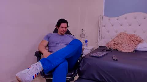 Wiston online show from 03-20-26, 02:11