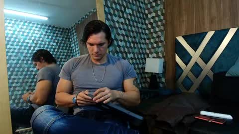Snapshot of wiston_cox chatting on 05-30-26, 01:08 Wiston online show from 05-30-26, 01:08