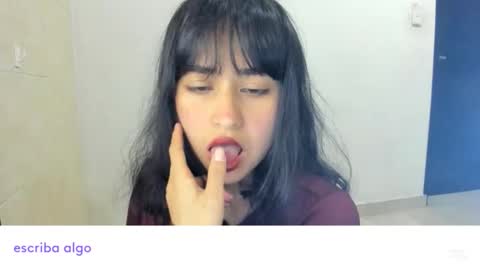 witch_3333 online show from 06-09-26, 02:56
