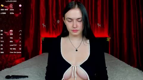 Kira online show from 12-18-25, 07:14