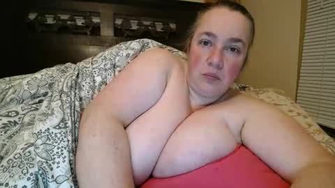 Annie online show from 10-28-25, 08:51