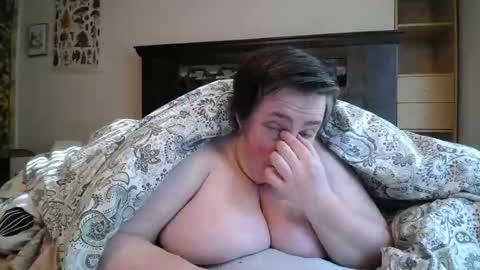 Snapshot of witchannie chatting on 03-27-26, 05:45 Annie online show from 03-27-26, 05:45