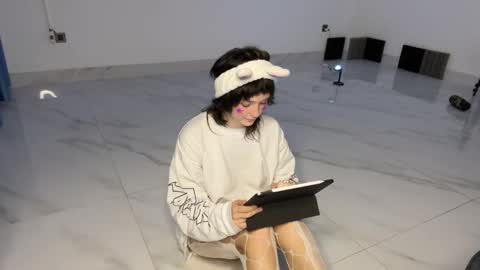 Nemo online show from 03-06-25, 01:57