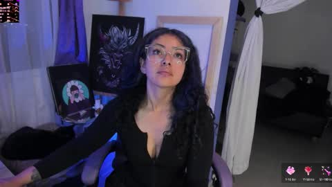     Luna Violeta  A r t i s t  online show from 09-20-25, 02:01