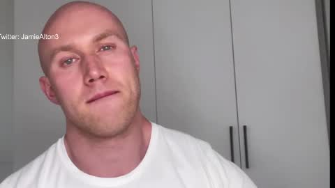 Snapshot of wlademarbergs chatting on 04-21-26, 05:03 Wlademar online show from 04-21-26, 05:03