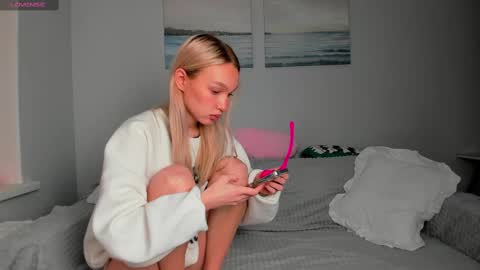 wladilia online show from 02-11-25, 08:42