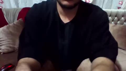 Snapshot of wmw89 chatting on 10-08-25, 09:40 wmw89 online show from 10-08-25, 09:40