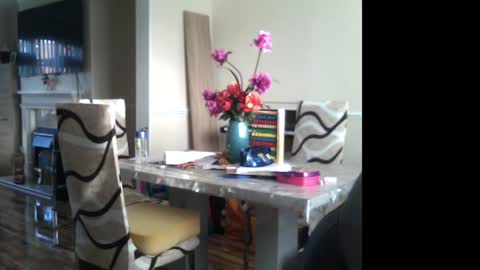 Snapshot of wobble444 chatting on 02-05-25, 09:25 wobble444 online show from 02-05-25, 09:25