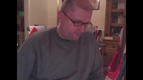 Snapshot of wobble444 chatting on 03-30-26, 12:22 wobble444 online show from 03-30-26, 12:22