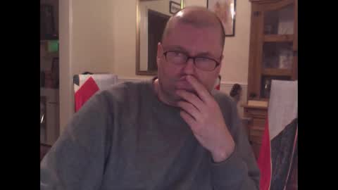 Snapshot of wobble444 chatting on 03-31-26, 01:40 wobble444 online show from 03-31-26, 01:40