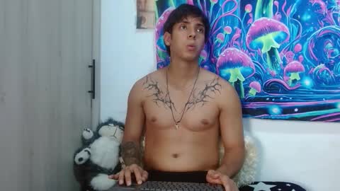 wolf_light online show from 01-11-26, 12:37