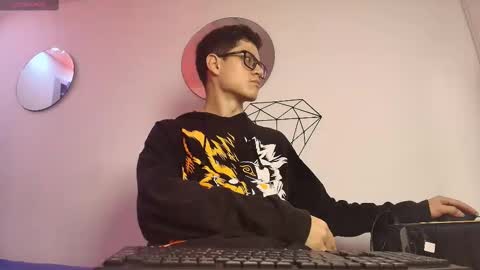  W O L F  online show from 09-25-25, 11:36