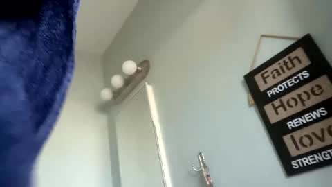 wolfgamer44 online show from 01-22-25, 06:20