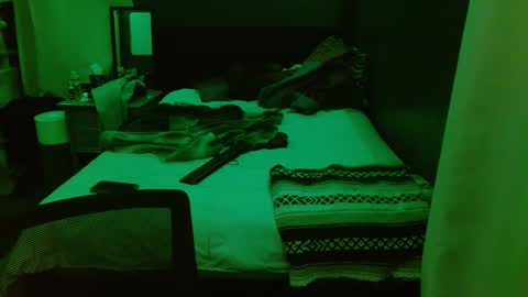 wolfgamer44 online show from 02-19-25, 08:44