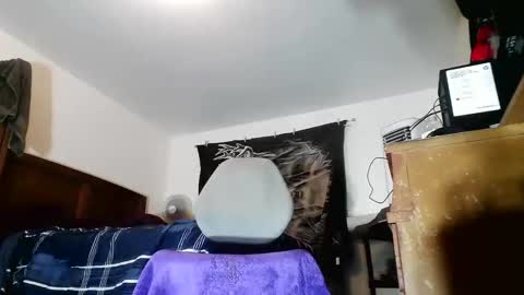 wolfman79 online show from 10-22-25, 10:59