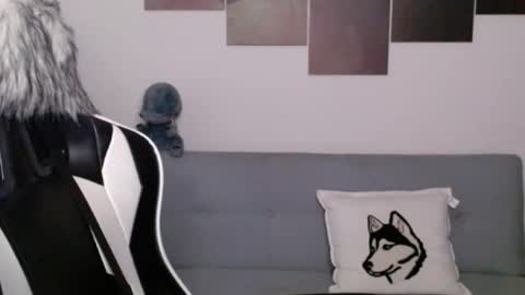 Alex online show from 02-17-25, 03:25