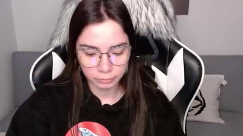 Alex online show from 09-23-25, 02:47