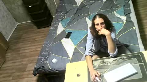 Snapshot of wolfxsnow chatting on 08-01-26, 06:29 wolfxsnow online show from 08-01-26, 06:29