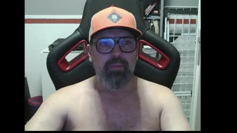 Snapshot of womenizzeer chatting on 11-07-25, 07:41 Adam online show from 11-07-25, 07:41