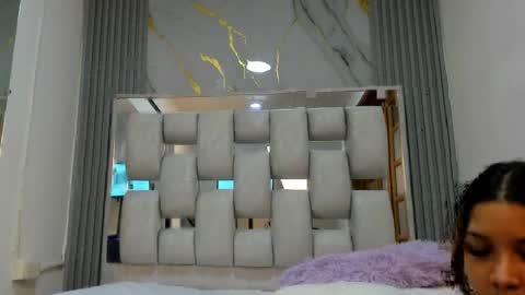 wonderkloe_ online show from 05-03-26, 07:31