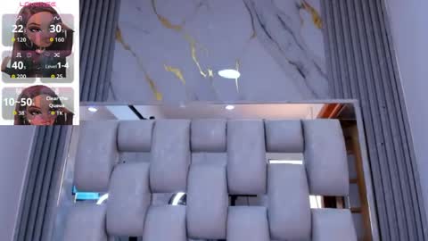 wonderkloe_ online show from 05-11-26, 02:17