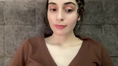 Snapshot of wonderland_stia chatting on 09-11-25, 01:22 Stia online show from 09-11-25, 01:22