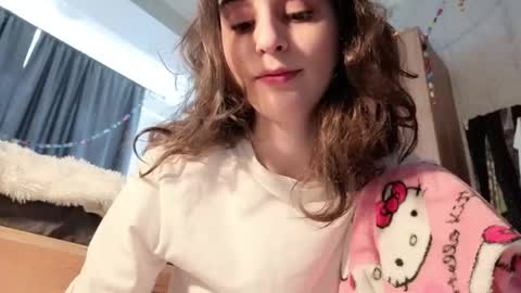 Snapshot of wonderland_stia chatting on 02-24-26, 08:12 Stia online show from 02-24-26, 08:12