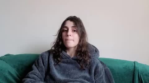 Snapshot of wonderland_stia chatting on 03-06-26, 12:56 Stia online show from 03-06-26, 12:56