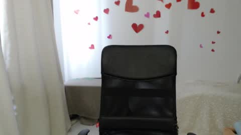 wonderr_woman online show from 05-09-26, 10:42