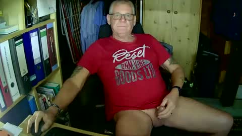 Snapshot of wonneprop10 chatting on 03-07-25, 12:34 Always Horny online show from 03-07-25, 12:34