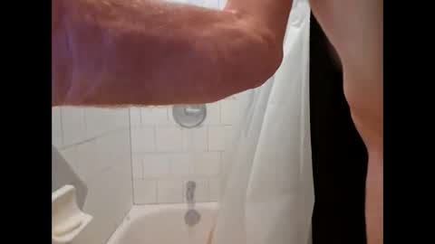 woodc71 online show from 04-11-26, 11:47