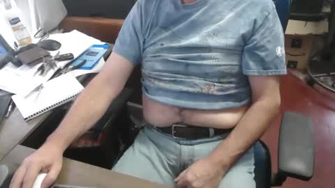 woodworker6473 online show from 11-12-25, 02:28