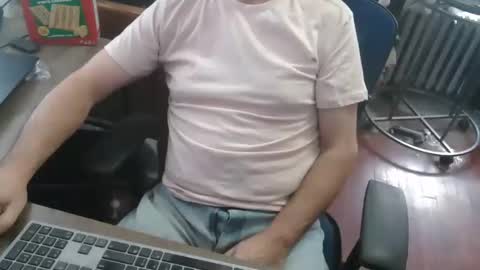 woodworker6473 online show from 03-17-26, 02:31