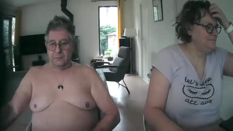 woodwurm and Snoeske online show from 01-25-25, 09:57