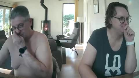 woodwurm and Snoeske online show from 02-02-25, 01:52