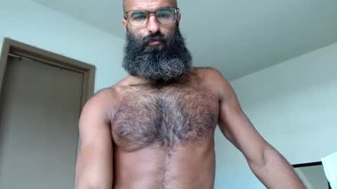 woof_wolf37 online show from 06-20-26, 04:43
