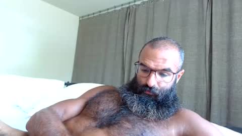 woof_wolf37 online show from 06-26-26, 05:06