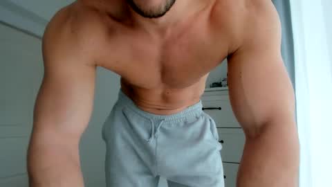Wolfie online show from 02-08-25, 09:46